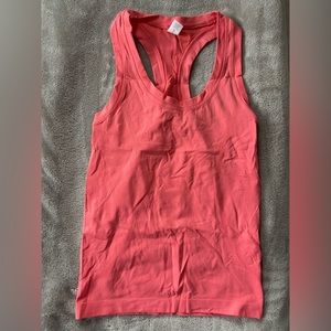 MATHCAT Scarlet/Red Workout Talk Top